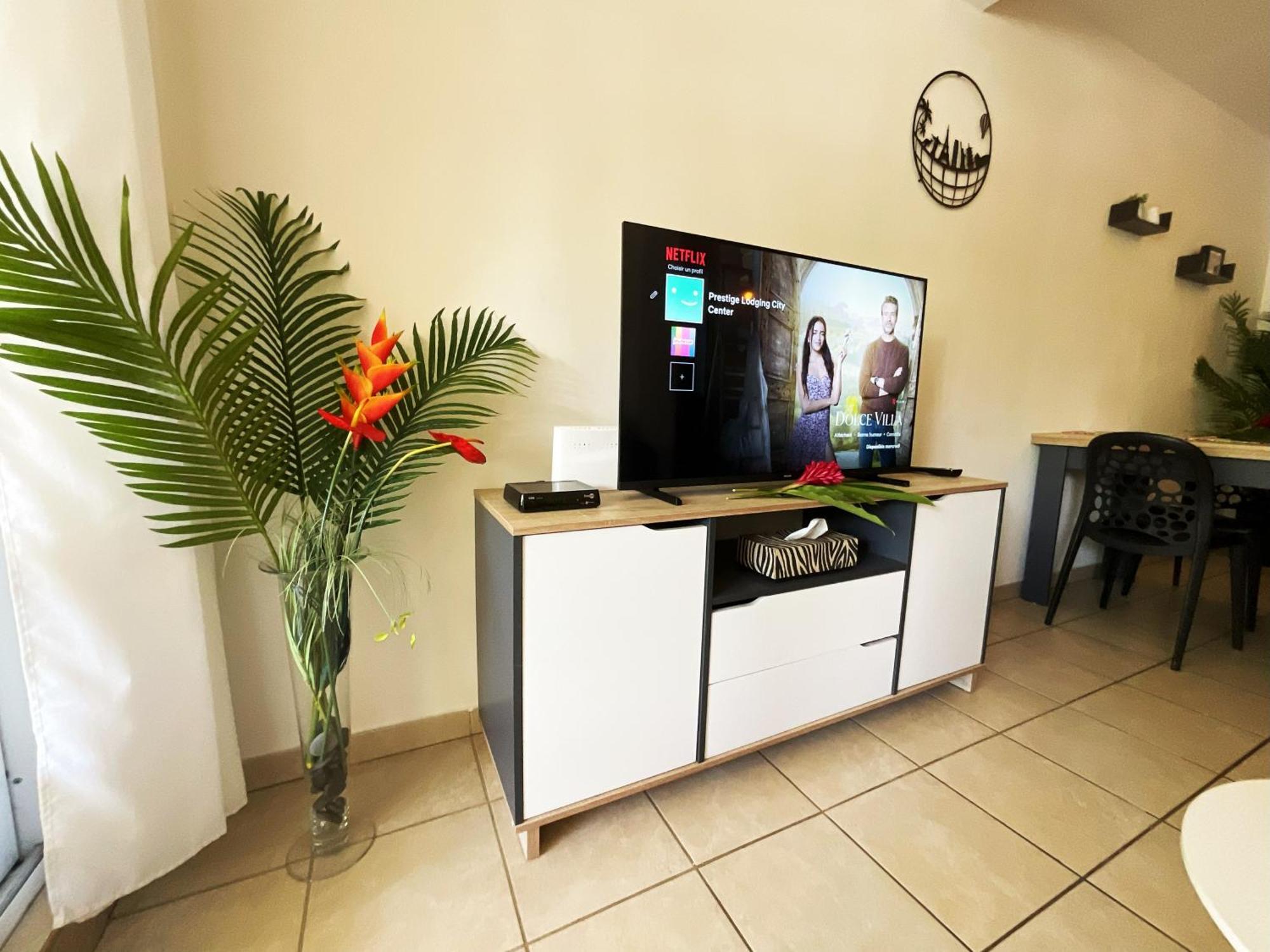 Prestige Lodging City Center Papeete  Bagian luar foto